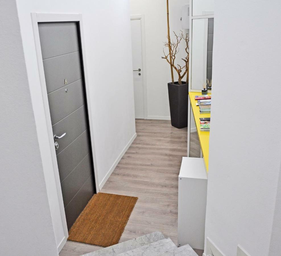 M.H.S. Apartment Milan Exterior photo